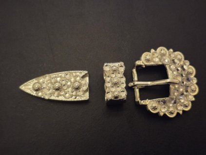 Elegantní přezka, očko a koncovka s kamínky ve stříbrné barvě