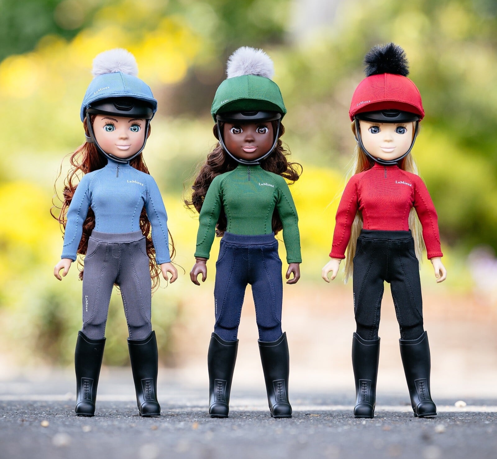 Seznamte se s Chloe, Olivií a Mayou!