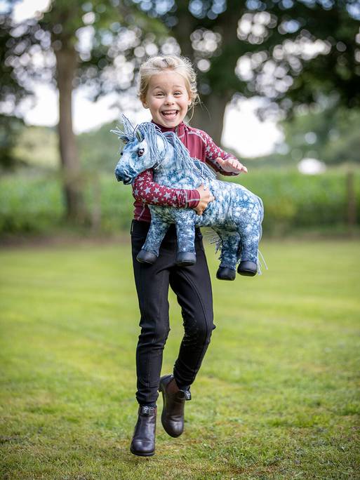 Jak vybrat dárek pro dítě (malého koňáka)