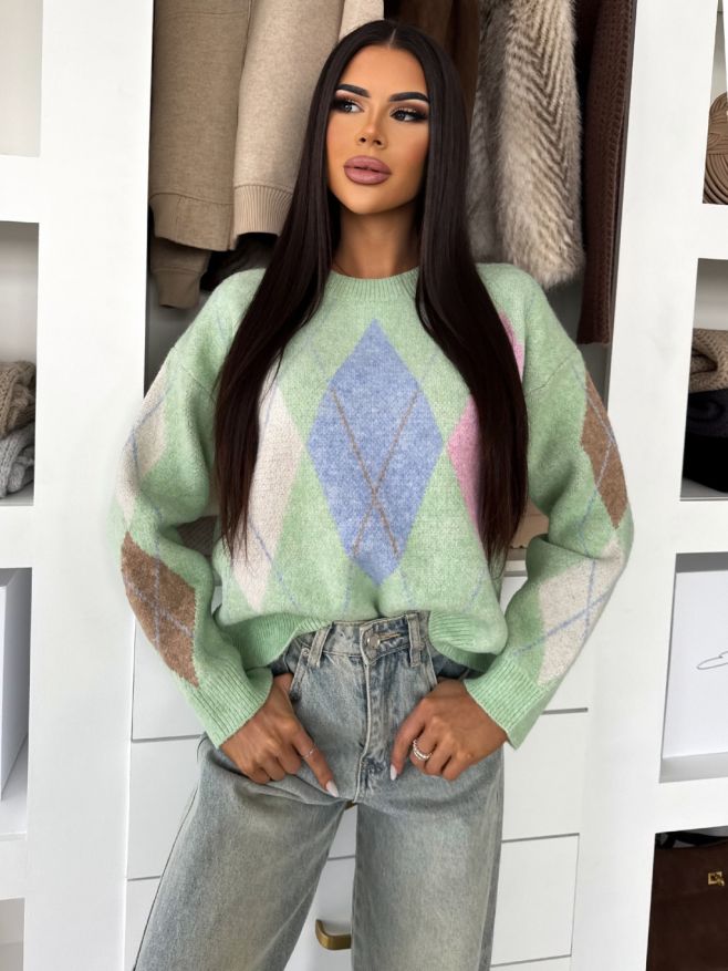 Doplň svůj šatník svetříky z nové kolekce 🌼🤩 Která nabízí nejen pohodlí a eleganci, ale také kvalitu a styl 👌🏻Vyber si ze...