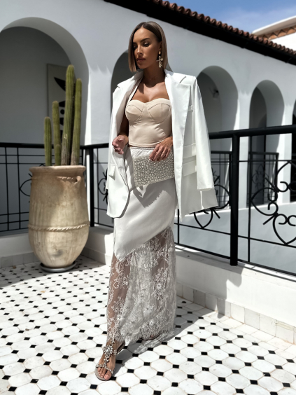 Bílá dlouhá sukně ADNALE s krajkou (Velikost ONESIZE)