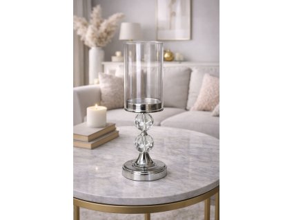 dekorativny kovovy svietnik s ornamentmi strieborny bytovy doplnok