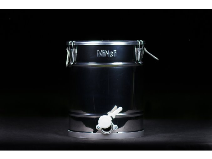 1696938824 0 product