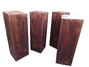 4 Stück Lärchenholzbalken für VIP-Hühnerställe. 20x20x60 cm, palisanderfarben