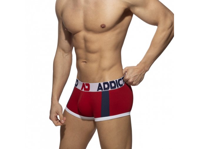 sports padded trunk