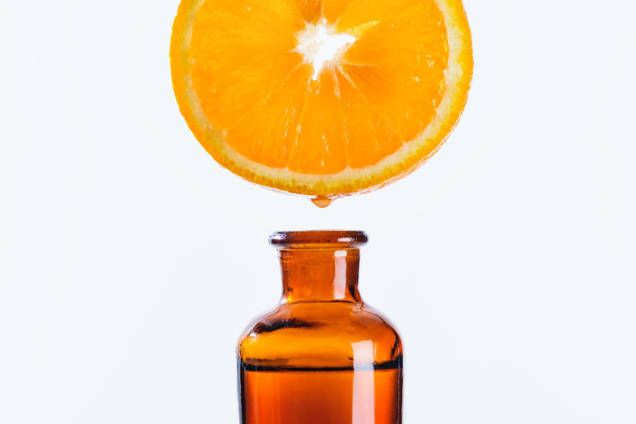 40 zdravotních problémů a 34 esenciálních olejů, které je pomáhají léčit