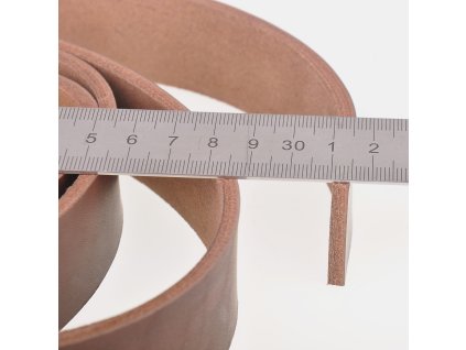 Hovězí kůže na opasek - hnědá, 3 cm (Délka 130 cm)