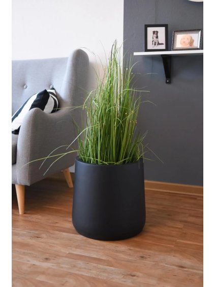 13599 16 kvetinac vekra sklolaminat vyska 40 cm cerna