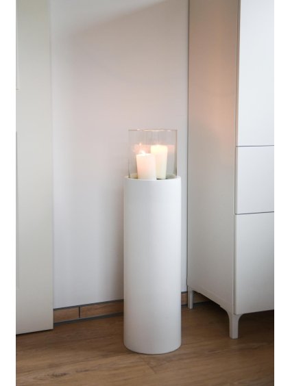 Kulatý svícen CANDIRO, sklolaminát, průměr 21 cm, bílý