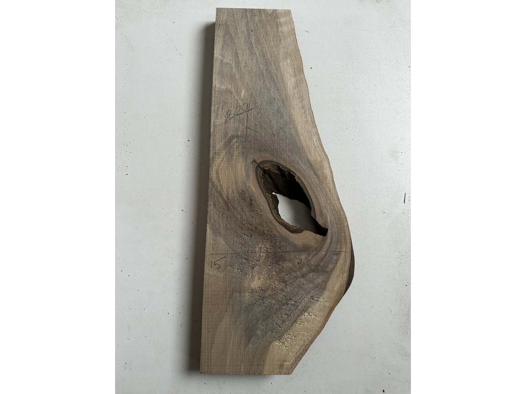 atypicke prkno na epoxid B22