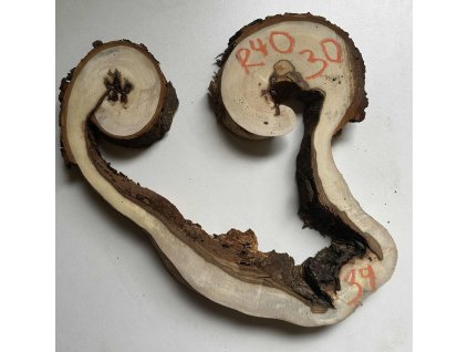 atypický koláč na epoxid kaštan R40