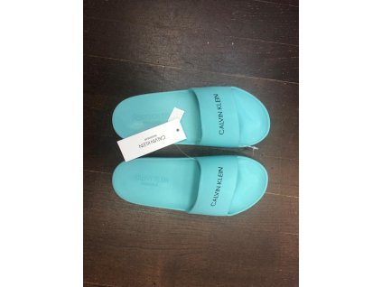 Calvin Klein Unisex Pantofle tyrkysové KK0KK00035 ("holčičí/klučičí cukle")