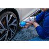 Zaawansowany dressing do opon Back2Black Polymer Tire Dressing aplikacja