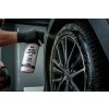 Koncentrat do czyszczenia elementow gumowych Pure Black Tire Cleaner aplikacja