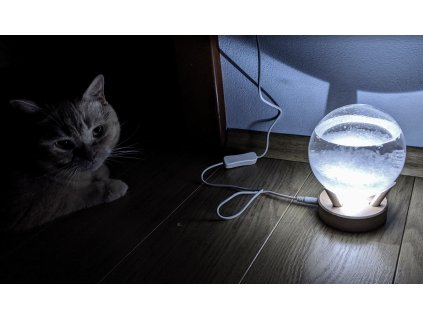 Bouřková sklenička - Stormglas ve tvaru koule s LED osvětlením 15 cm 5975