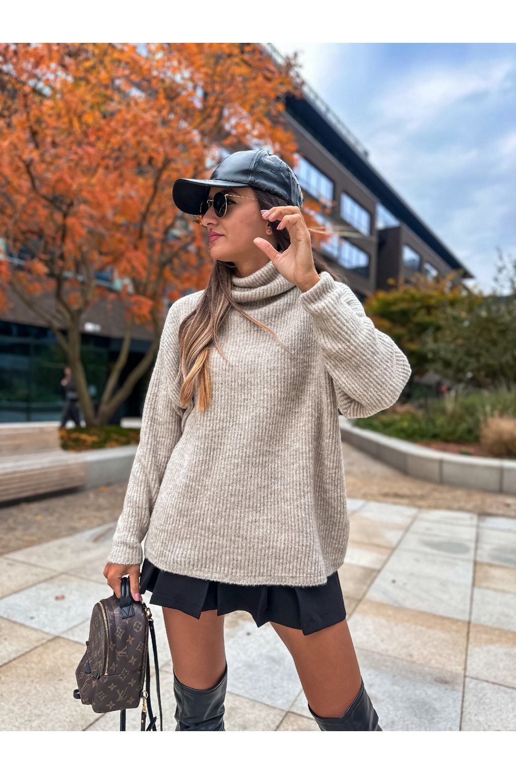 E8A6494C 13A5 47DF A104 D2C9101CB042