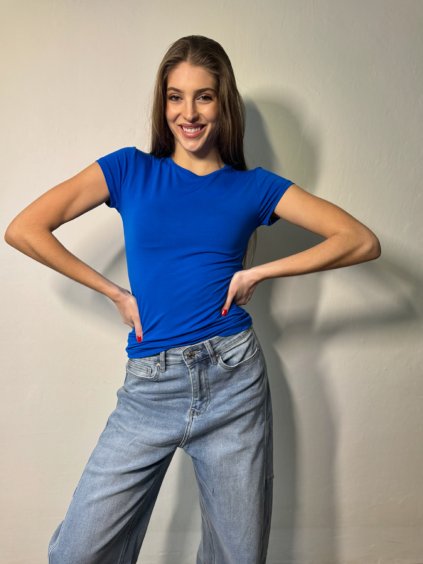 7A4548F2 2731 4A51 AD1B 3BBE635918C1