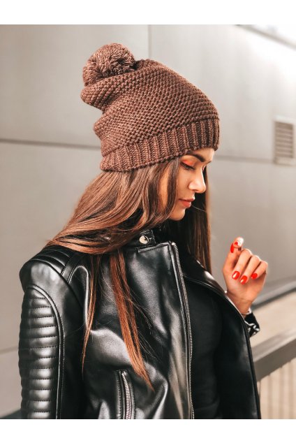 damska cepice pompom chocolate eshopat cz 1