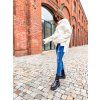 damsky rolakovy oversize svetr white eshopat cz 3
