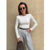 prilehavy-top-s-ramennimi-vycpavkami-white-eshopat-cz-2