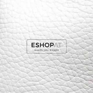 „Ženy, které nosí černou, žijí barevné životy.“ – Neiman Marcus Nosíte černou?