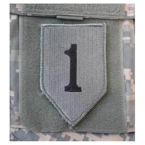 MILITARY RANGE ášivka 1st INFANTRY DIVISION VELCRO - FOLIAGE Barva: FOLIAGE