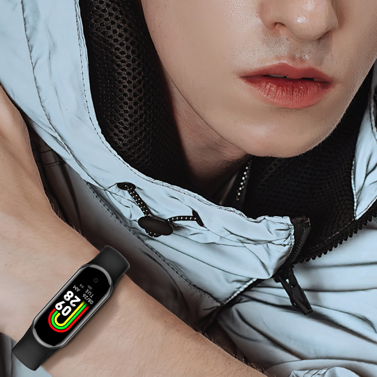 chytry_smart_naramek_m8_ip68_black_detail_