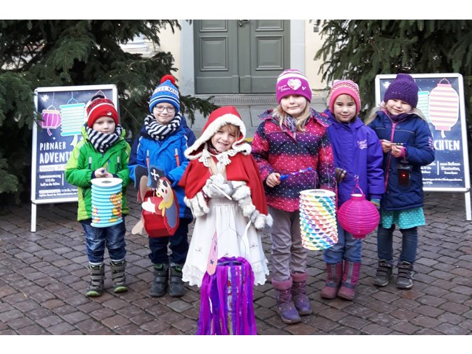 Adventní plavba do Pirny a na rozsvícené zámecké zahrady Pillnitz, autobusem zpět 2024 - 1 dítě do 10 let