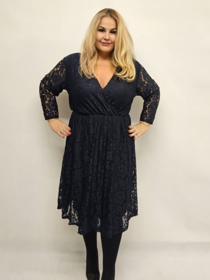 Luxusní krajkové šaty