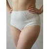 Kalhotky s krajkovým zdobením 225