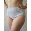 Kalhotky s krajkovým zdobením 225