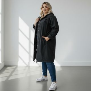 🖤 🔥Styl, který zaujme na první pohled Lehká dámská bunda s kapucí a prodlouženým střihem, která je stylová díky výraznému...