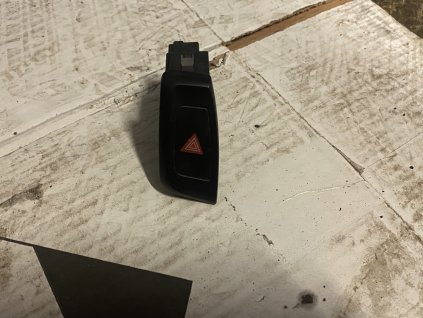 Spínač varovných světel Audi A4 8K1 941 509 8K1941509