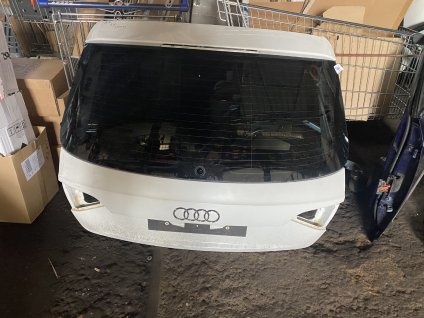 Páté dveře Audi A4 B8 Combi