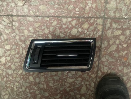 Průduch ventilace levý přední Škoda Rapid 5JA 819 701 D 5JA819701D