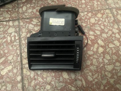 Průduch ventilace Audi A8 D3 4E0 820 901 4E0820901