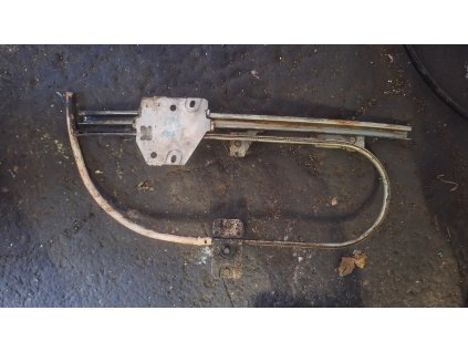 Stahovačka mechanismus stahování okna pravý přední Škoda Favorit