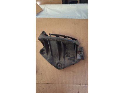 Držák zadního nárazníku pravý Audi A3 8P4807394 8P4 807 394