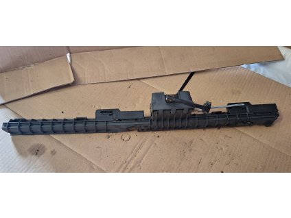 Elektrická roleta do zavazadlového prostoru Škoda Superb 2 Combi  3003268000