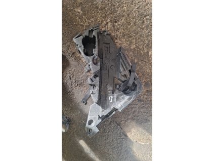 Držák povinné výbavy Audi Q7 4L0012112C 4L0 012 112 C