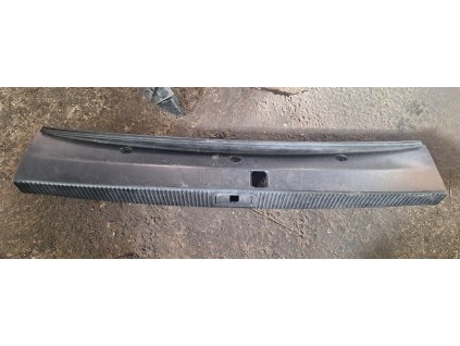 Kryt prahu zavazadlového prostoru Audi A8 D3 4E0863283A 4E0 863 283 A