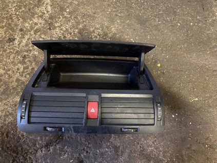 Středové průduchy ventilace Škoda Octavia 2 1Z0 820 951 1Z0820951