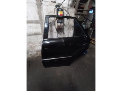 Leve zadní dveře Mercedes ML W164