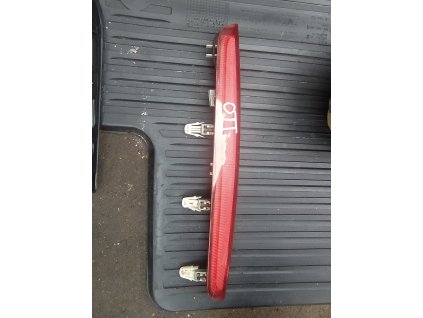 Prídavné brzdové svetlo Octavia 2 8T4 945 097 8T4945097
