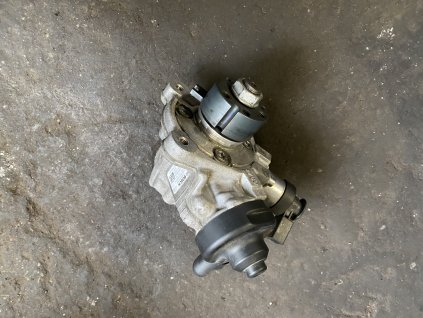 Čerpadlo vstřikovací Škoda VW TDI 03L 130 755 03L130755