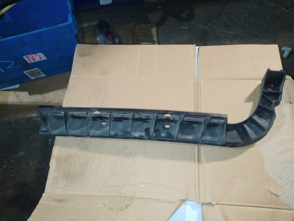 držák zadního nárazníku pravý ŠKODA Superb II  3T9 807 864 3T9807864