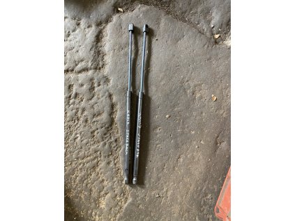 vzpěry pátých dveří Škoda Rapid Spaceback 2ks