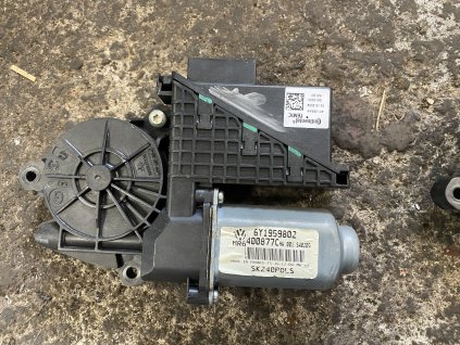 Motorek stahování oken Pravy Škoda Fabia 1 Facelift 2005-2008 6Q1 959 802  6Q1959802