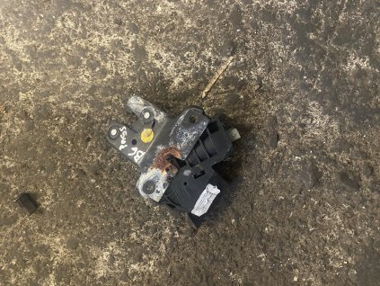 Zámek pátých dveří 4F5 827 505 B 4F5827505B