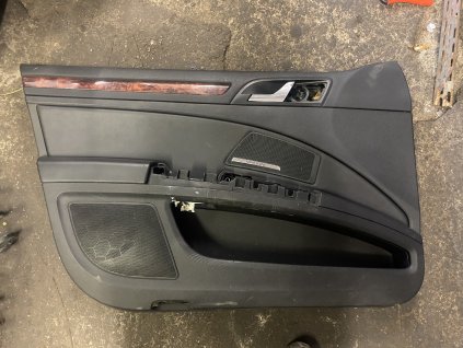 Tapecirung levý přední Škoda Superb II